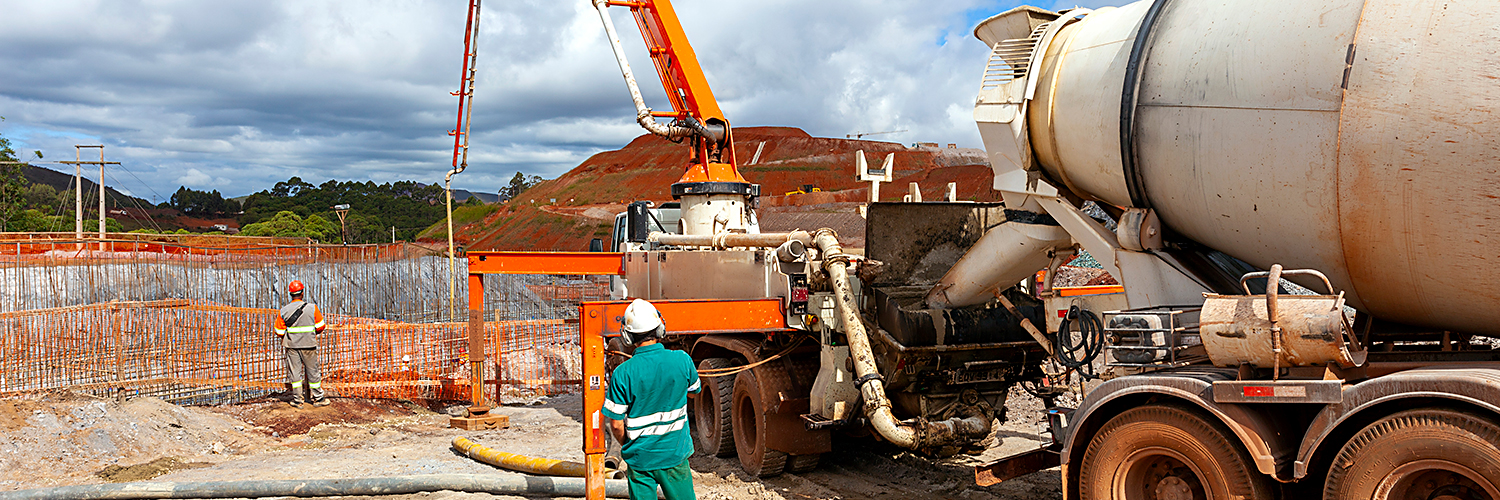 Large construction, bridges, buildings, industry execution of the foundation and concreting.